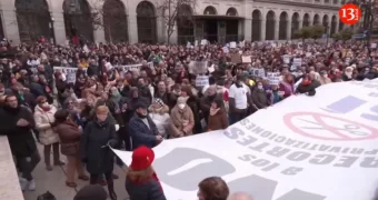 Десятки тысяч медиков протестуют в Мадриде