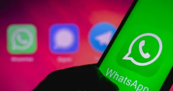 "Так выглядит слежка за переписками казахстанцев в WhatsApp": эксперты изучили видео