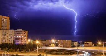 Грозу и сильный ветер 24 августа обещают синоптики в Мангистау