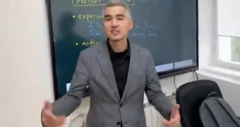 Учитель из Актау зачитал трек Эминема – видео набирает популярность в TikTok