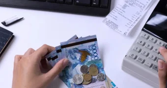 Минфин сделал заявление о премиях госслужащим