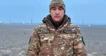 «Напомнило фильм-катастрофу»: как военный первым кинулся спасать людей из рухнувшего самолета около Актау