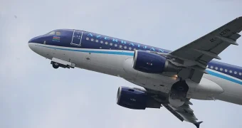 Azerbaijan Airlines отменила рейс из Казани в Баку