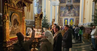 Токаев поздравил православных казахстанцев с Рождеством