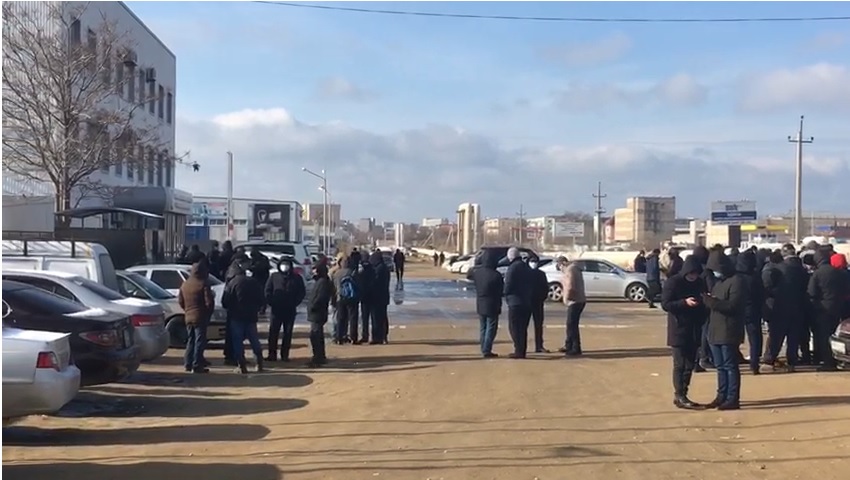 Свердловские эсеры перед выборами провели акцию протеста с помощью фотошопа