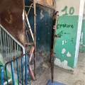 «Гниющая» высотка в Актау: что ответили жителям коммунальщики