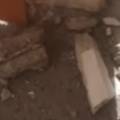 Падают куски бетона: в Актау жители многоэтажки пожаловались на опасность ее обрушения